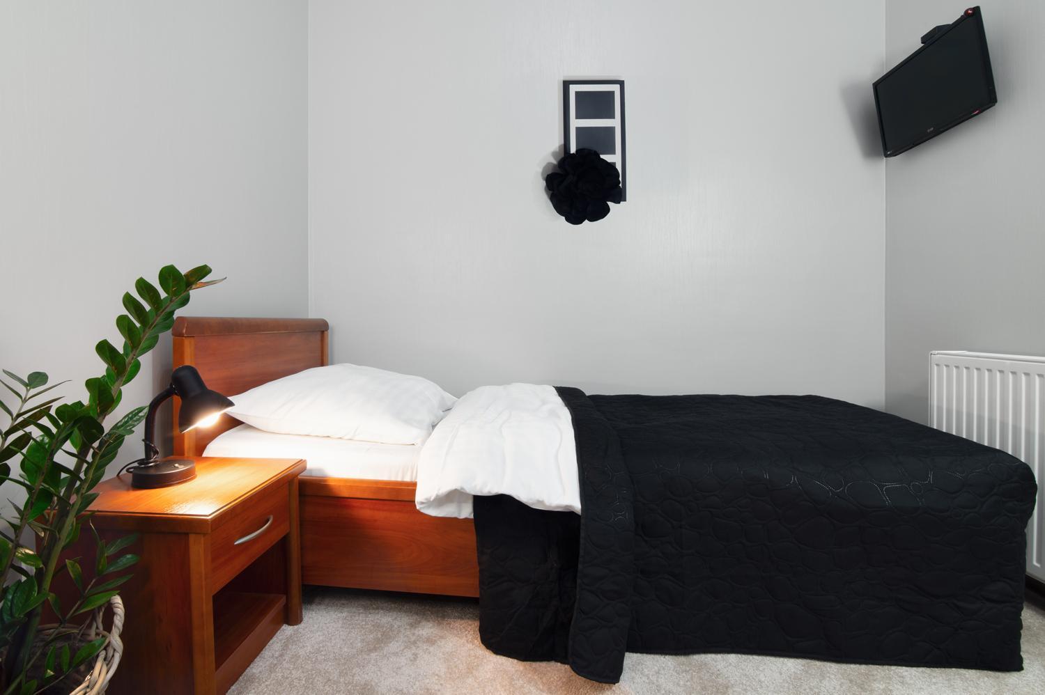 Hotel Absolwent Gostyń Exteriör bild