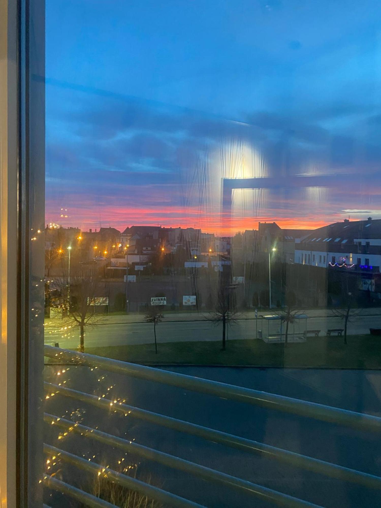 Hotel Absolwent Gostyń Exteriör bild